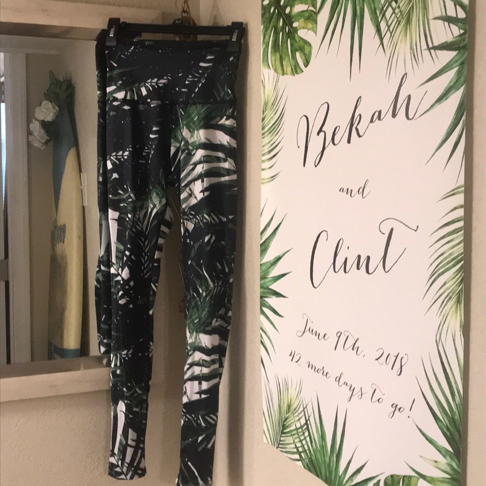 Beyond yoga leggings